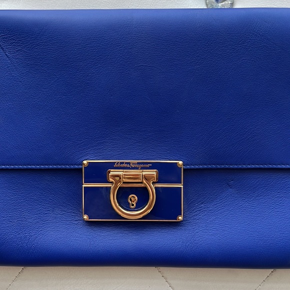 SOLD// Salvatore Ferragamo blue clutch - Picture 2 of 13